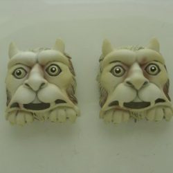 GARGOYLE MAGNET (2)