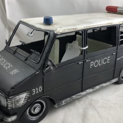 METAL ART POLICE VAN