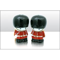 GUARDSMAN CRUET SET